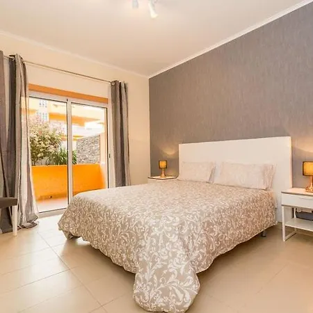 Ground Floor,pool, Air Conditioning, Terrace, Bbq,15min Walk From Cabanas Center